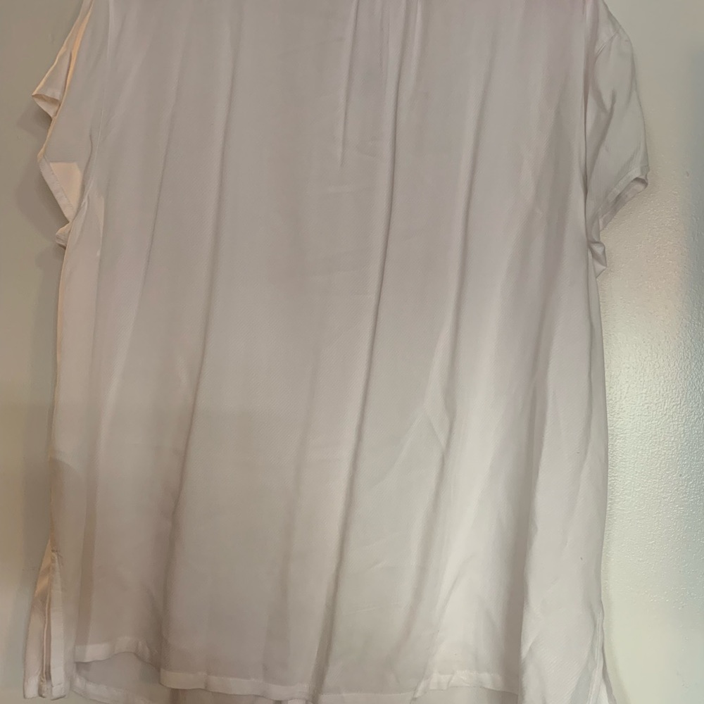 Old navy blouse NWT - Picture 7 of 8